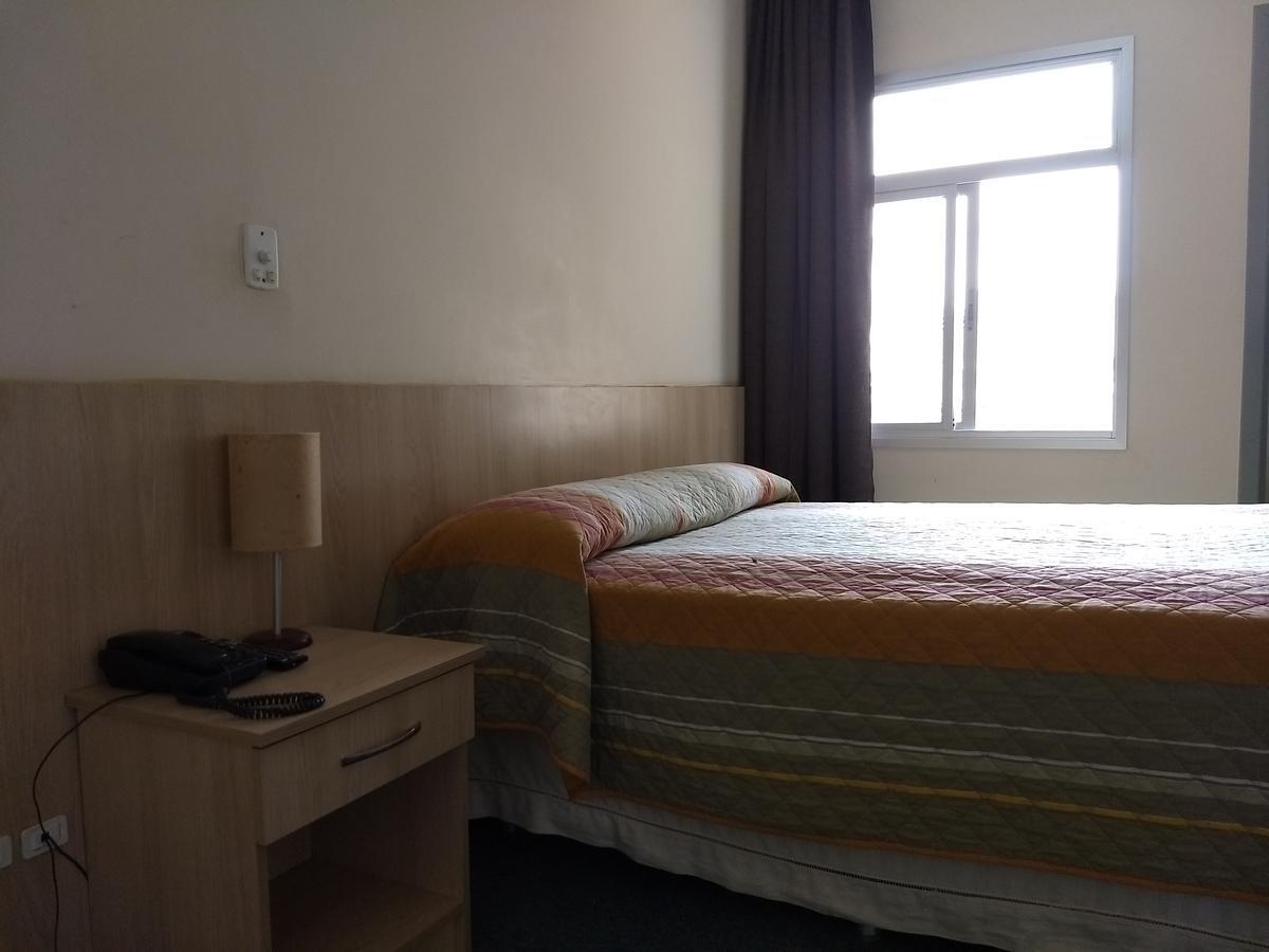 Euro Hotel Курітіба Екстер'єр фото